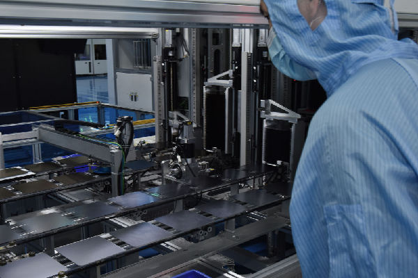 需求旺 生產忙&mdash;&mdash;走進高原古城光伏產業車間